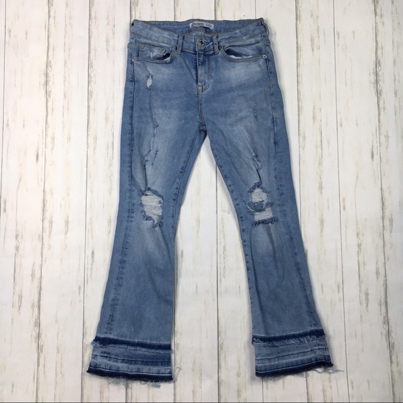 Zara Mid Rise Frayed Hem Cropped Distressed Jeans - Picture 3 of 9